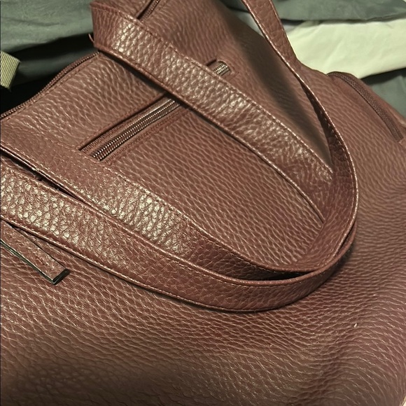 Fiorelli Textured Burgundy Shoulder Bag - Picture 6 of 8